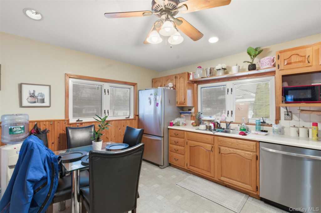 29 Hoover Place, Stony Point, NY 10980 - Photo 13 of 33