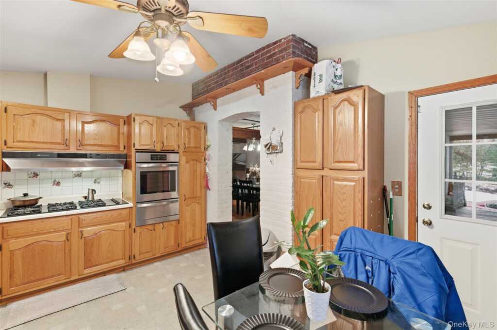 29 Hoover Place, Stony Point, NY 10980 - Photo 14 of 33