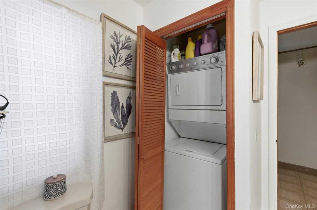 29 Hoover Place, Stony Point, NY 10980 - Photo 20 of 33