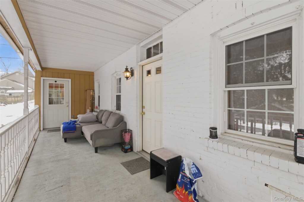 29 Hoover Place, Stony Point, NY 10980 - Photo 5 of 33