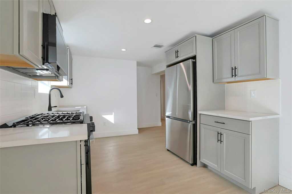 229 Piermont Avenue, Unit #B12, Piermont, NY 10968 - Photo 13 of 27