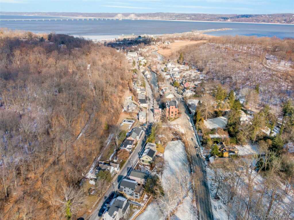 229 Piermont Avenue, Unit #B12, Piermont, NY 10968 - Photo 3 of 27