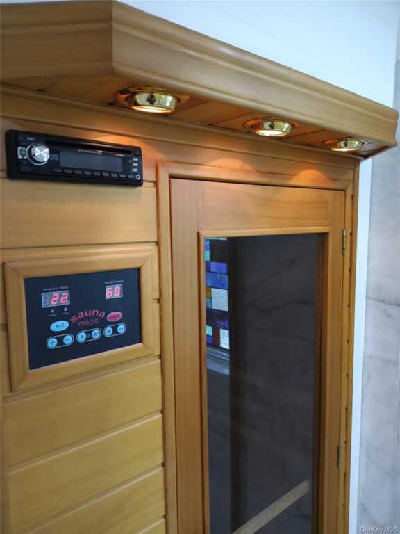 1155 Webster Avenue, New Rochelle, NY 10804 - Photo 21 of 35