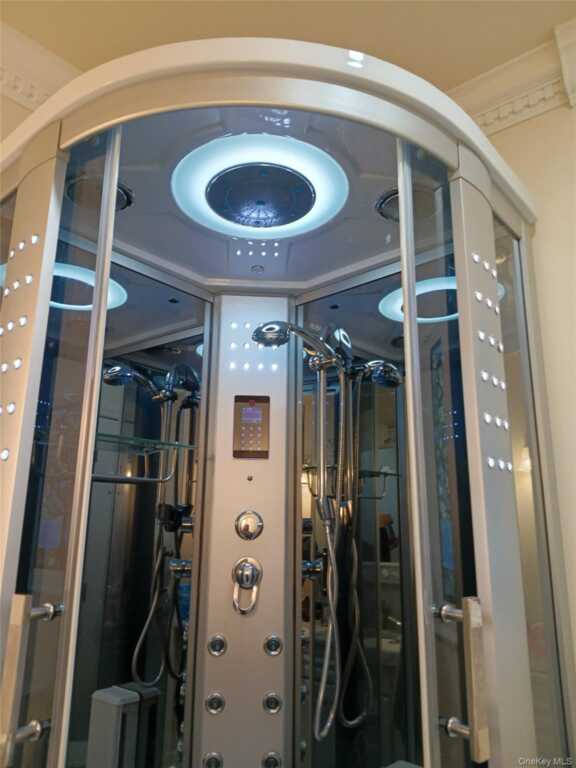 1155 Webster Avenue, New Rochelle, NY 10804 - Photo 26 of 35