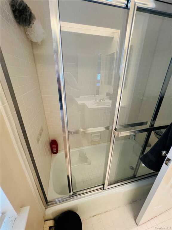 36 Greenridge Avenue, Unit #209, White Plains, NY 10605 - Photo 19 of 24