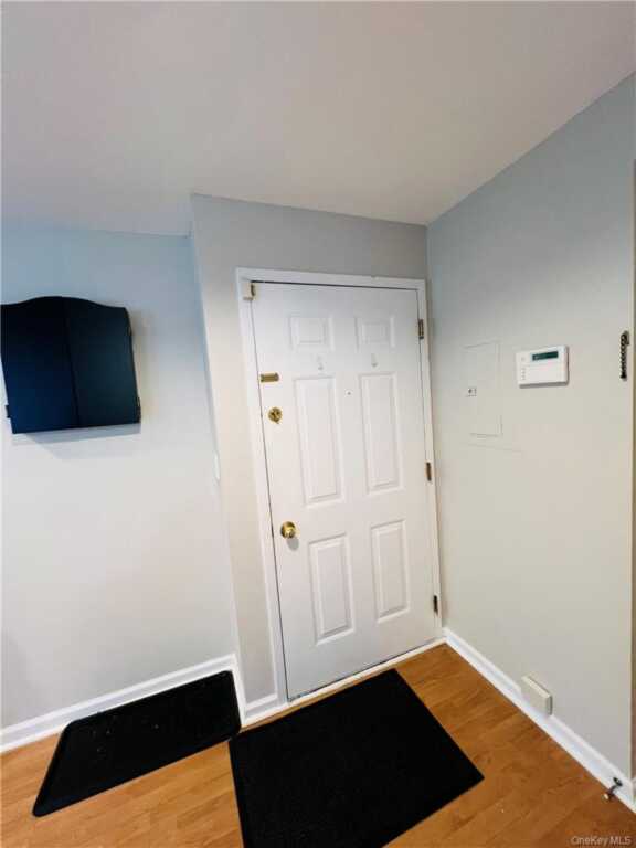 36 Greenridge Avenue, Unit #209, White Plains, NY 10605 - Photo 2 of 24