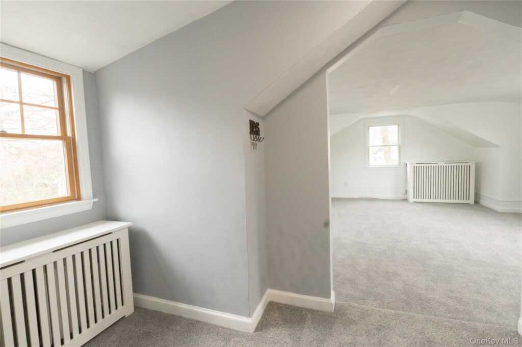 218 N Midland Avenue, Nyack, NY 10960 - Photo 4 of 23