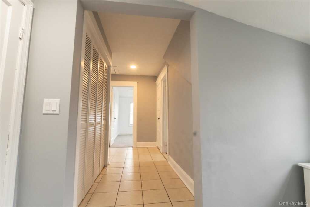 218 N Midland Avenue, Nyack, NY 10960 - Photo 5 of 23