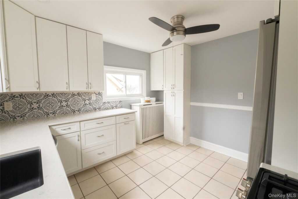 218 N Midland Avenue, Nyack, NY 10960 - Photo 8 of 23