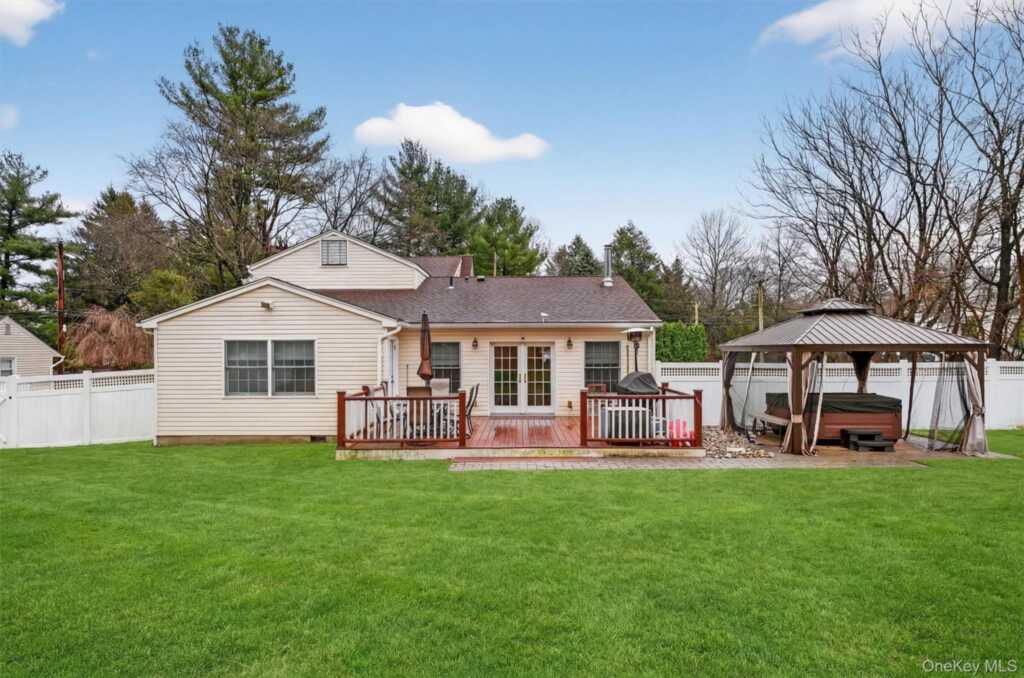 69 S Airmont Road, Suffern, NY 10901 - Photo 2 of 45