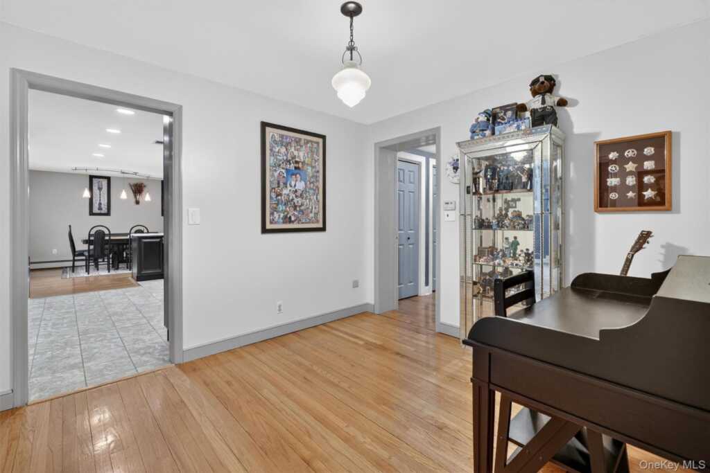 69 S Airmont Road, Suffern, NY 10901 - Photo 8 of 45