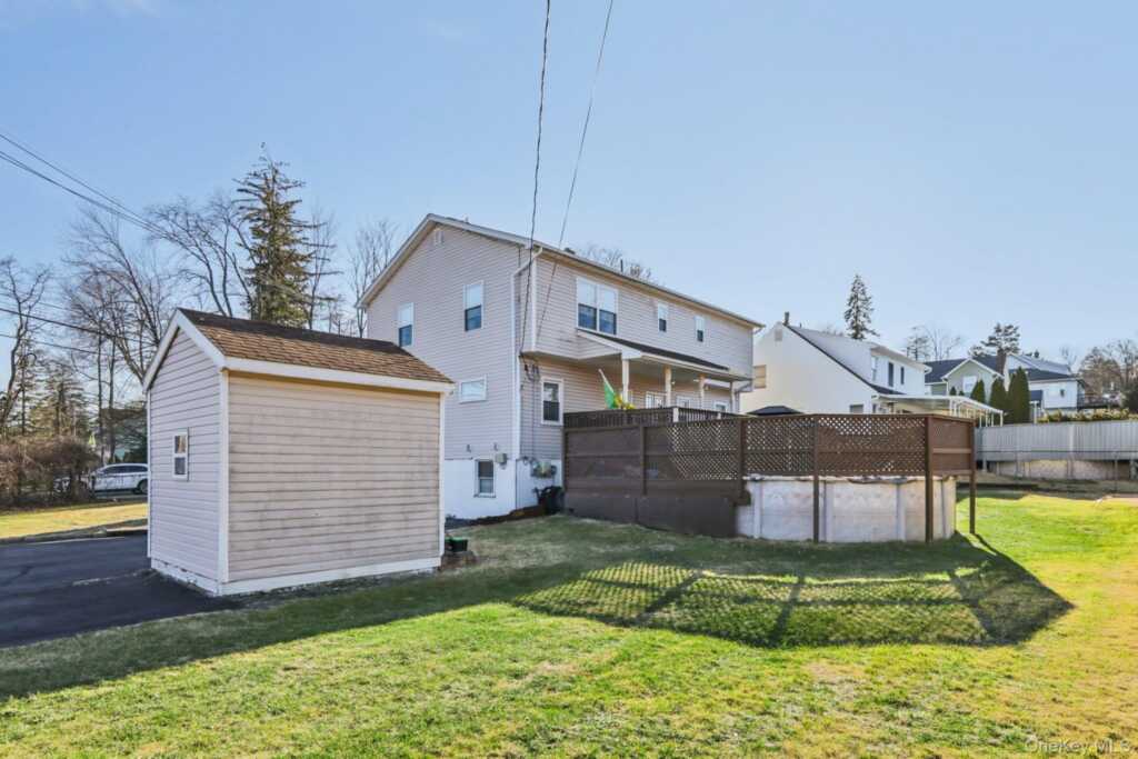 65 W Washington Avenue, Pearl River, NY 10965 - Photo 30 of 35