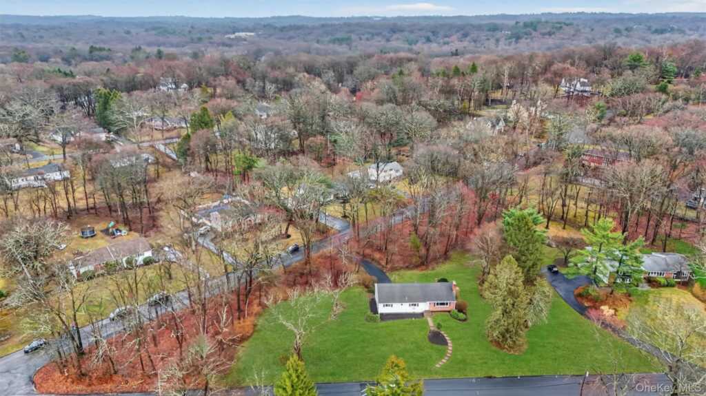 5 River Road, Suffern, NY 10901 - Photo 2 of 50