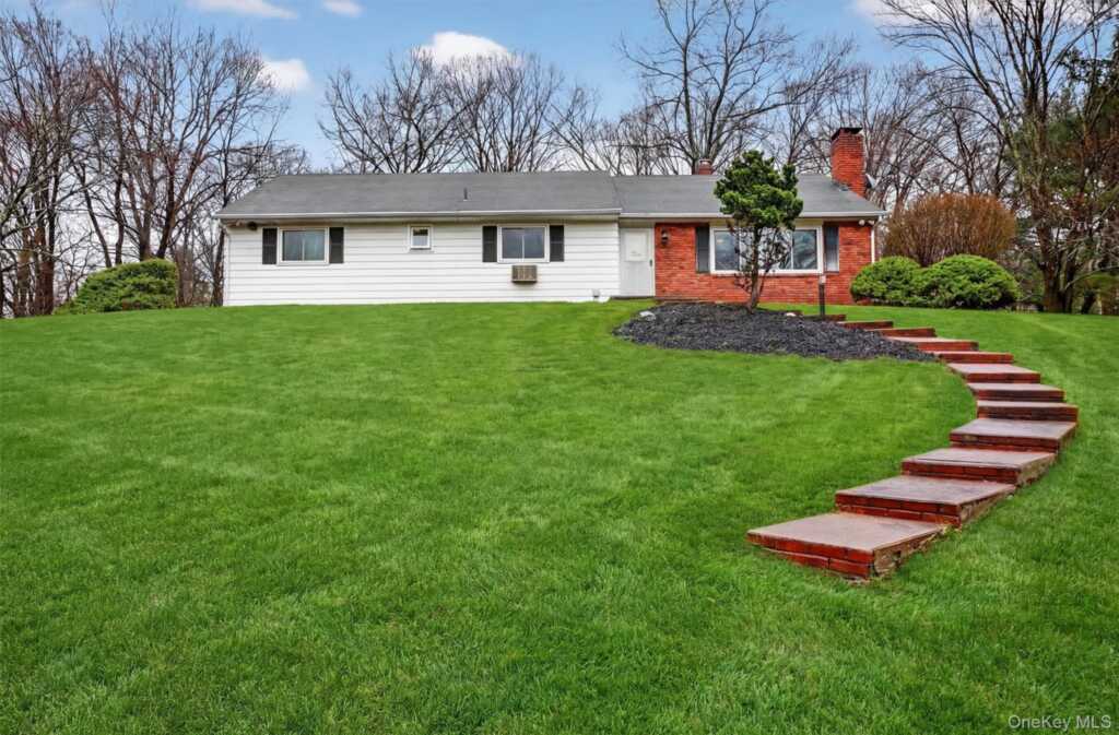 5 River Road, Suffern, NY 10901 - Photo 8 of 50