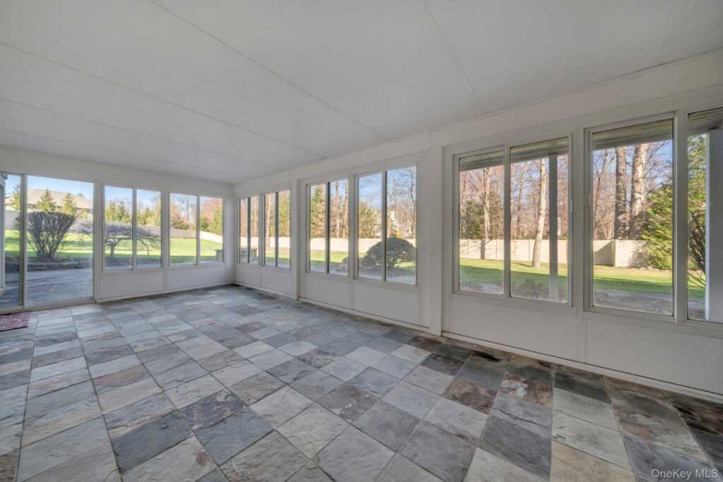 25 Charnwood Drive, Suffern, NY 10901 - Photo 29 of 31