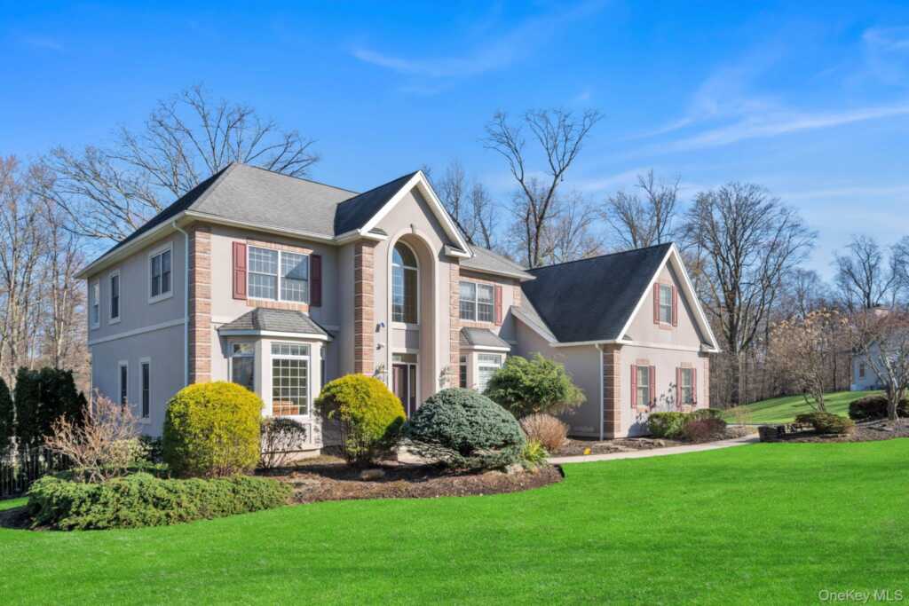 25 Charnwood Drive, Suffern, NY 10901 - Photo 30 of 31