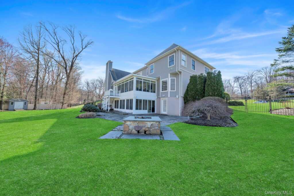 25 Charnwood Drive, Suffern, NY 10901 - Photo 31 of 31