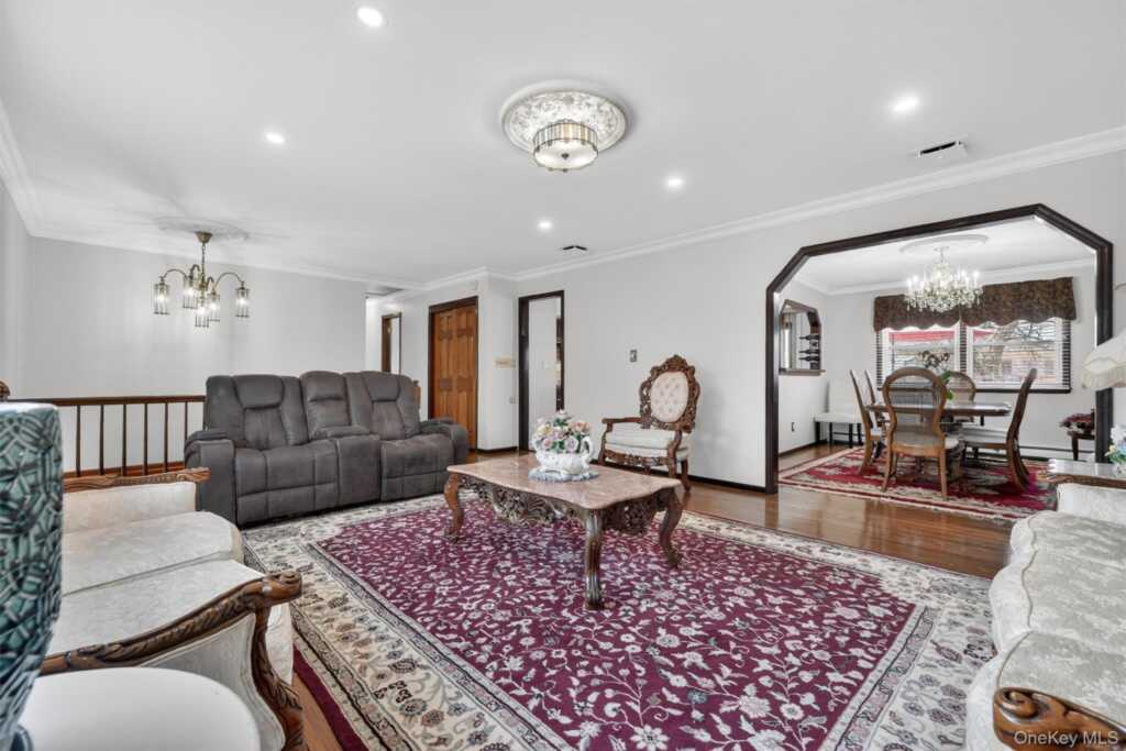 134 Ridge Road, Valley Cottage, NY 10989 - Photo 10 of 47