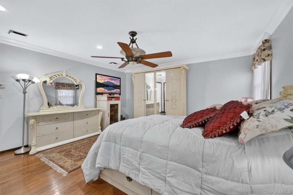 134 Ridge Road, Valley Cottage, NY 10989 - Photo 24 of 47