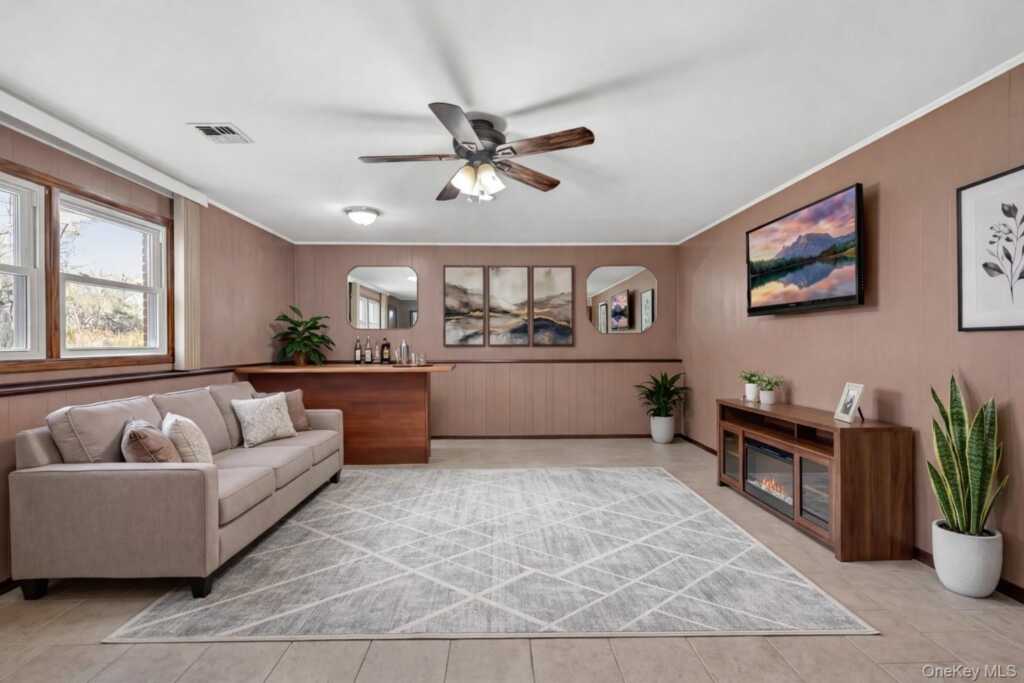 134 Ridge Road, Valley Cottage, NY 10989 - Photo 30 of 47