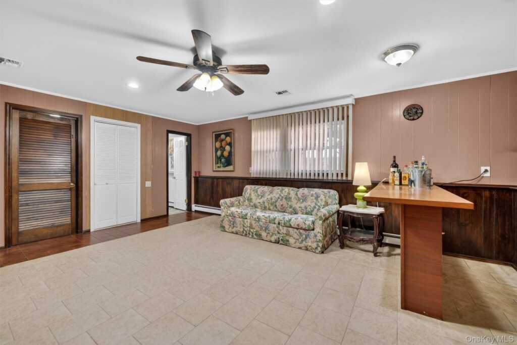 134 Ridge Road, Valley Cottage, NY 10989 - Photo 32 of 47