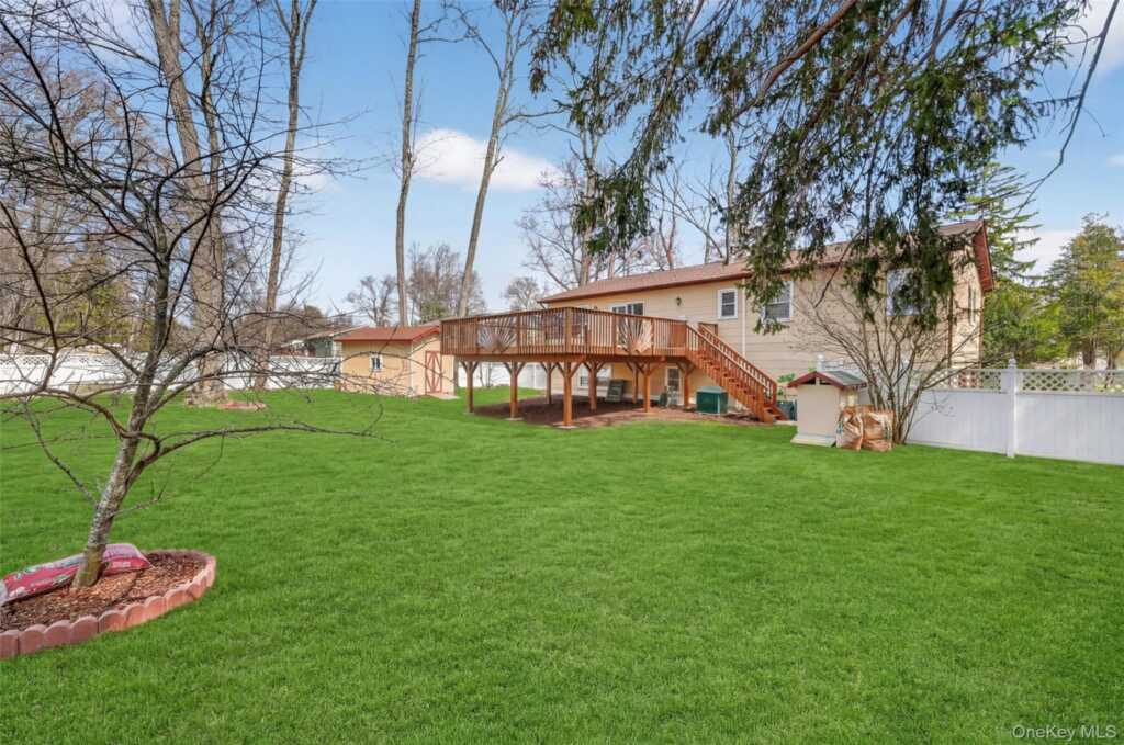 134 Ridge Road, Valley Cottage, NY 10989 - Photo 39 of 47