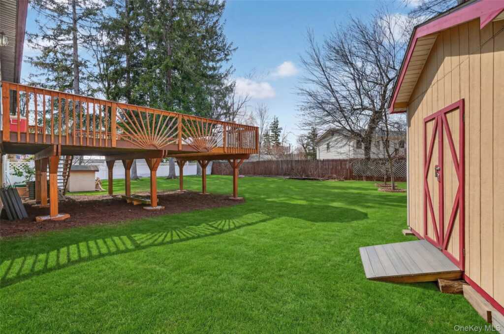 134 Ridge Road, Valley Cottage, NY 10989 - Photo 42 of 47