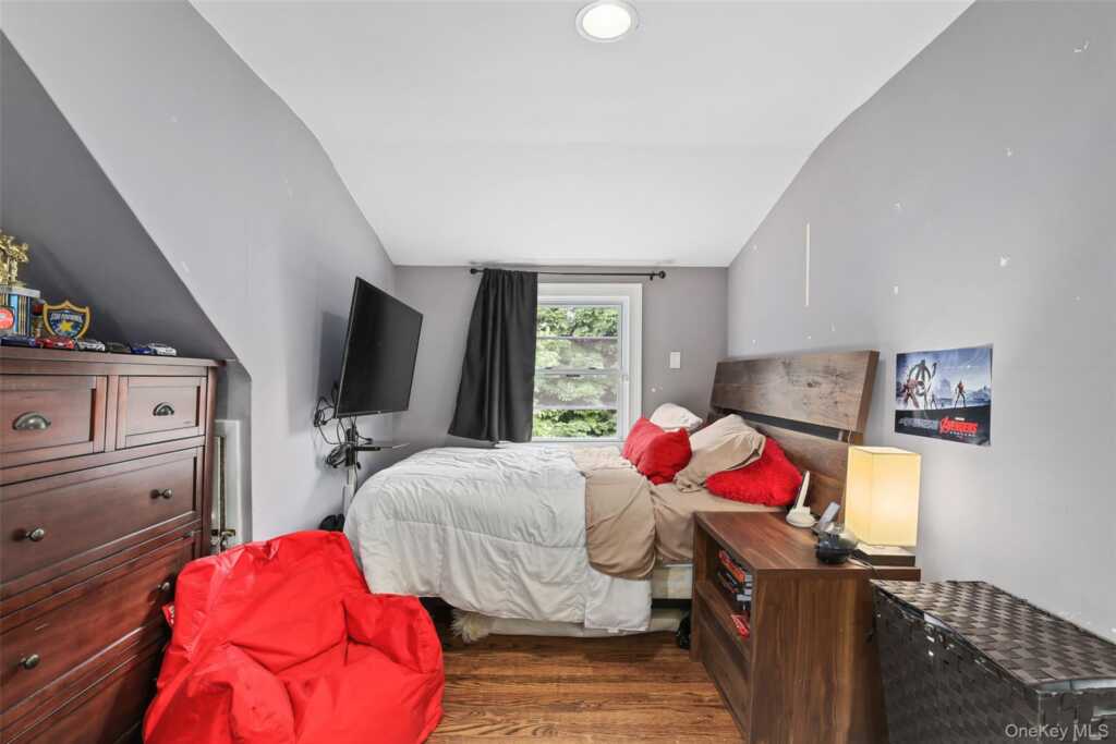 8 Goldwin Street, Rye, NY 10580 - Photo 16 of 25