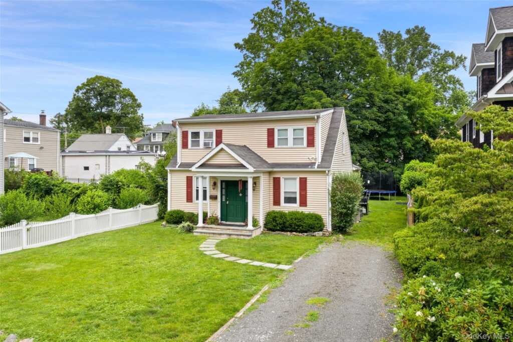 8 Goldwin Street, Rye, NY 10580 - Photo 23 of 25