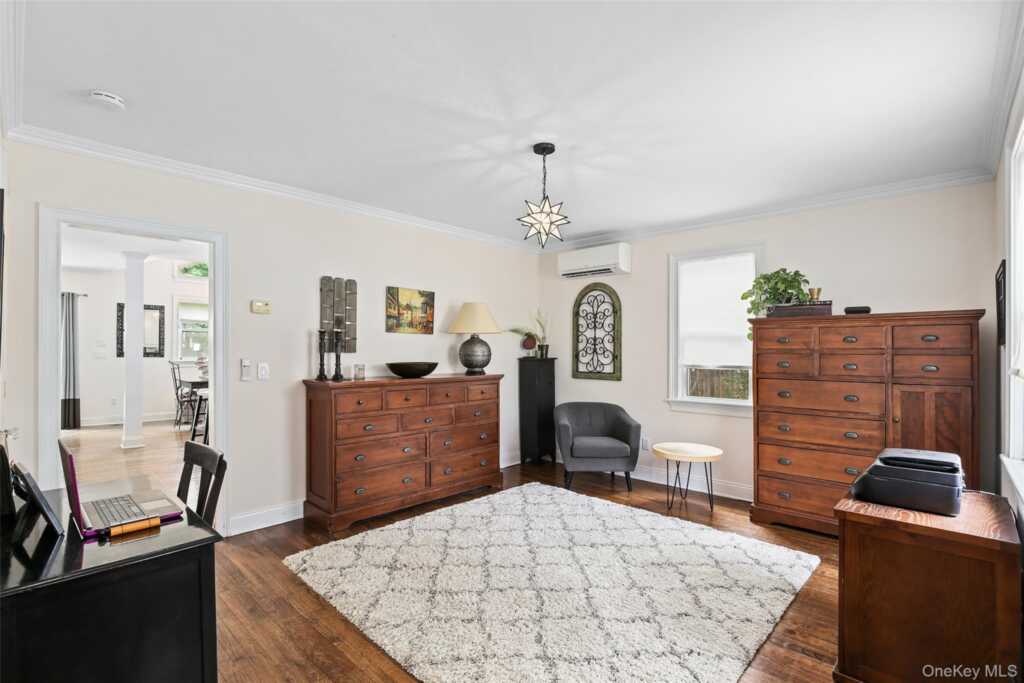 8 Goldwin Street, Rye, NY 10580 - Photo 3 of 25