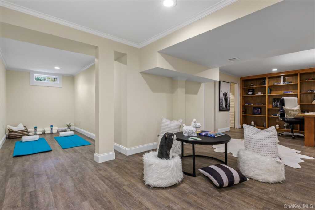 64 Bradford Avenue, Rye, NY 10580 - Photo 28 of 45
