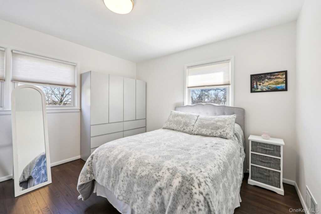 12 Old Oak Road, Rye, NY 10573 - Photo 20 of 37