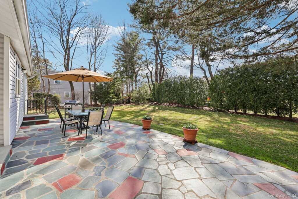 12 Old Oak Road, Rye, NY 10573 - Photo 28 of 37