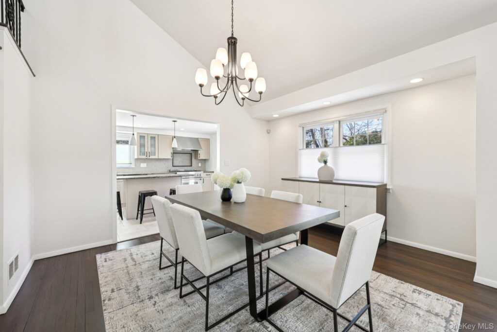 12 Old Oak Road, Rye, NY 10573 - Photo 8 of 37