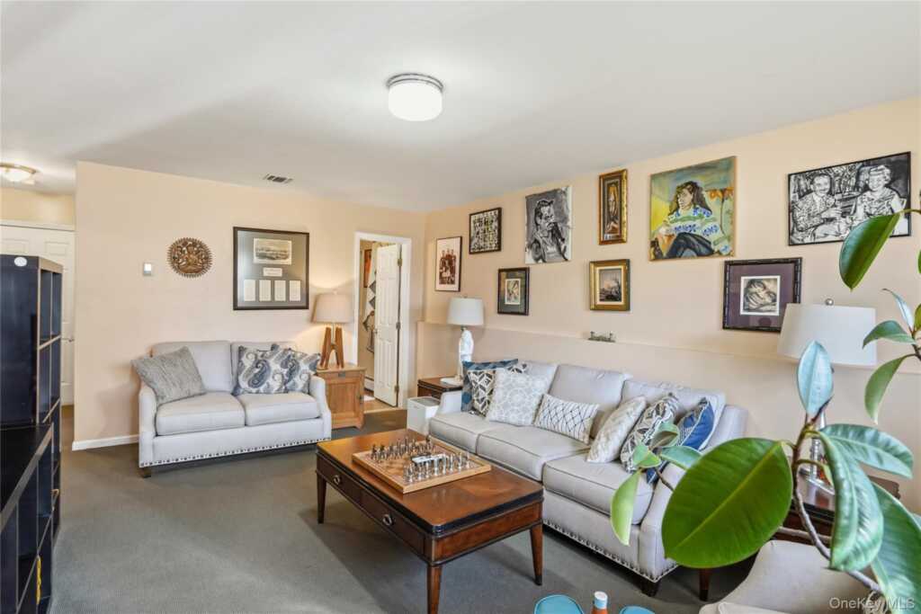 6A Carrie Lane, Nanuet, NY 10954 - Photo 18 of 30