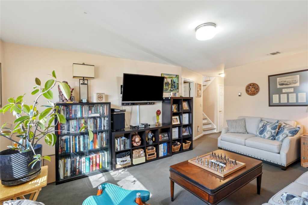 6A Carrie Lane, Nanuet, NY 10954 - Photo 21 of 30