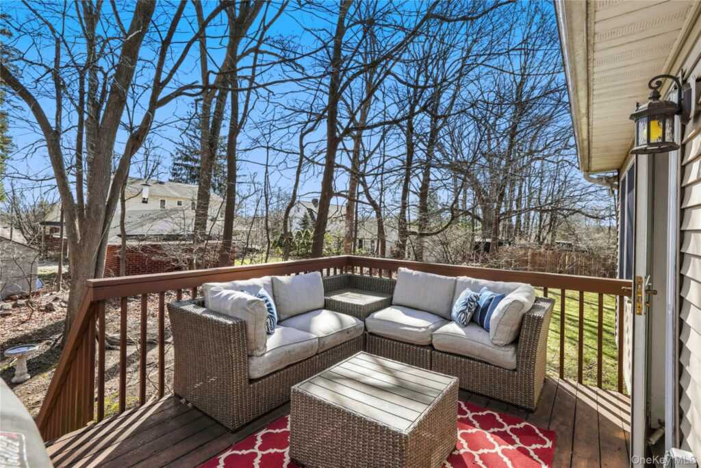 6A Carrie Lane, Nanuet, NY 10954 - Photo 25 of 30