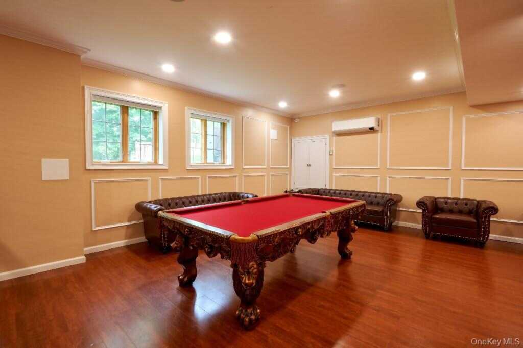 637 S Mountain Road, New City, NY 10956 - Photo 18 of 37