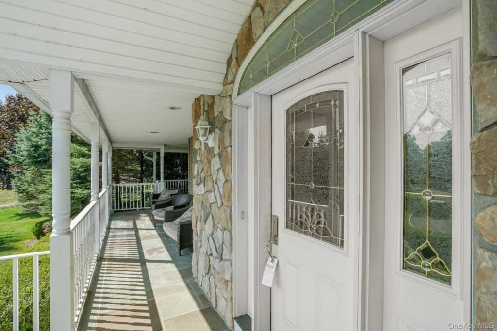 24 Charnwood Drive, Suffern, NY 10901 - Photo 11 of 46
