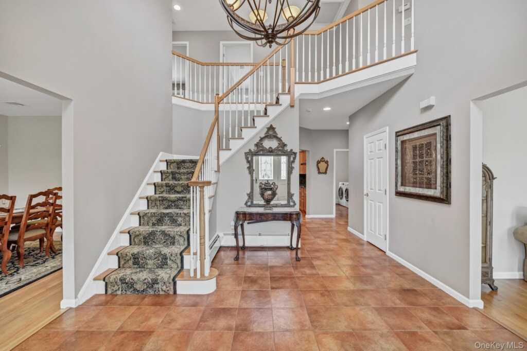 24 Charnwood Drive, Suffern, NY 10901 - Photo 12 of 46