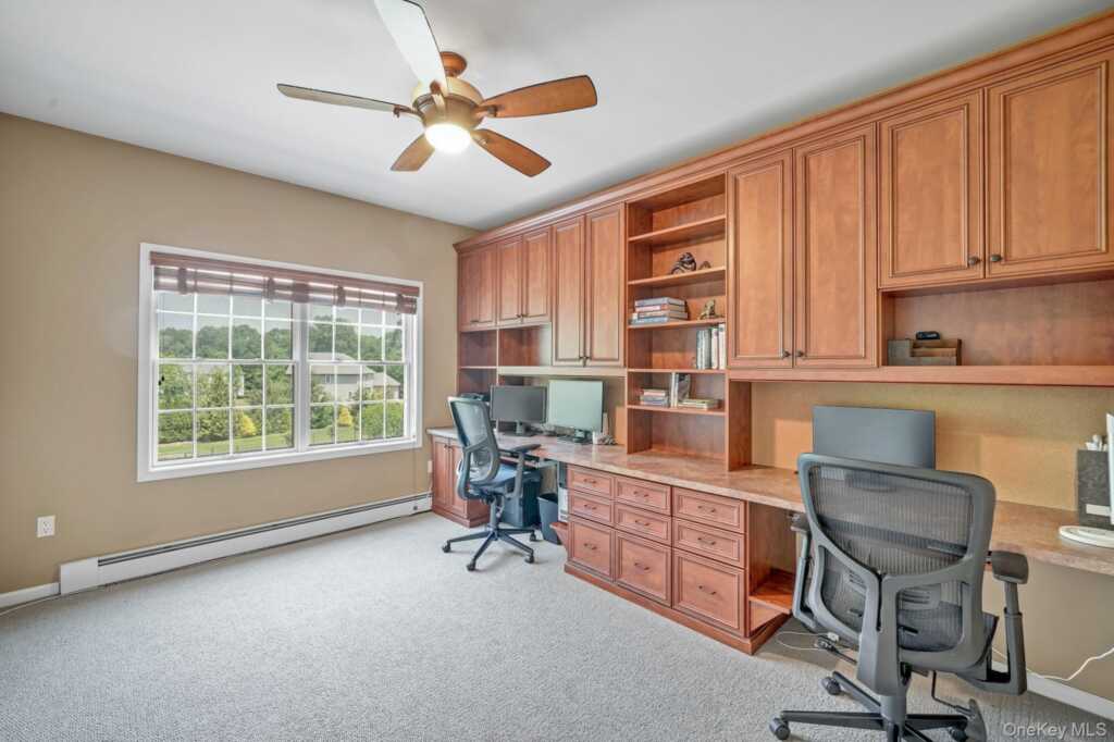24 Charnwood Drive, Suffern, NY 10901 - Photo 15 of 46