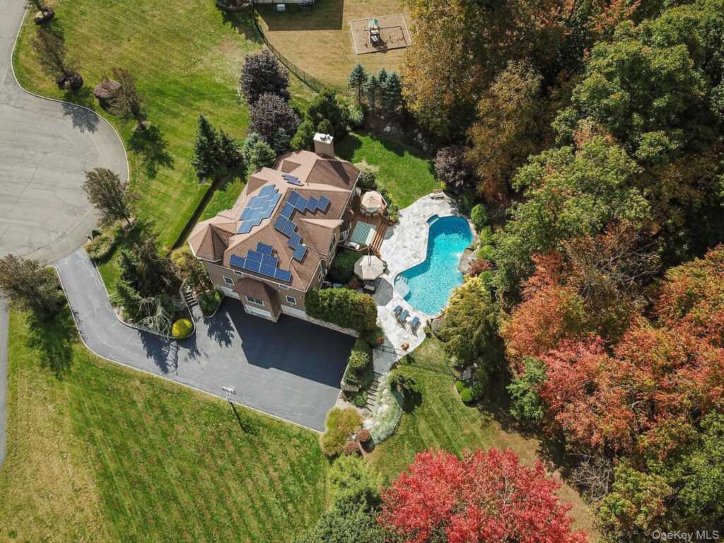 24 Charnwood Drive, Suffern, NY 10901 - Photo 41 of 46