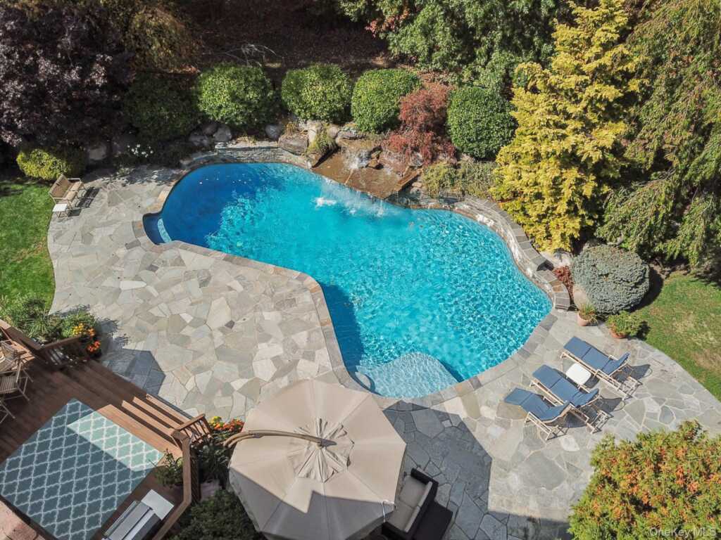 24 Charnwood Drive, Suffern, NY 10901 - Photo 43 of 46