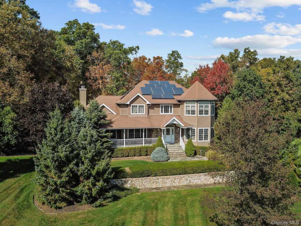 24 Charnwood Drive, Suffern, NY 10901 - Photo 44 of 46