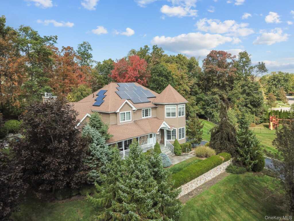 24 Charnwood Drive, Suffern, NY 10901 - Photo 8 of 46
