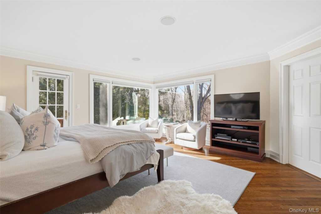 365 Grace Church Street, Rye, NY 10580 - Photo 13 of 44