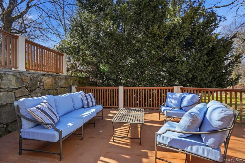 365 Grace Church Street, Rye, NY 10580 - Photo 33 of 44