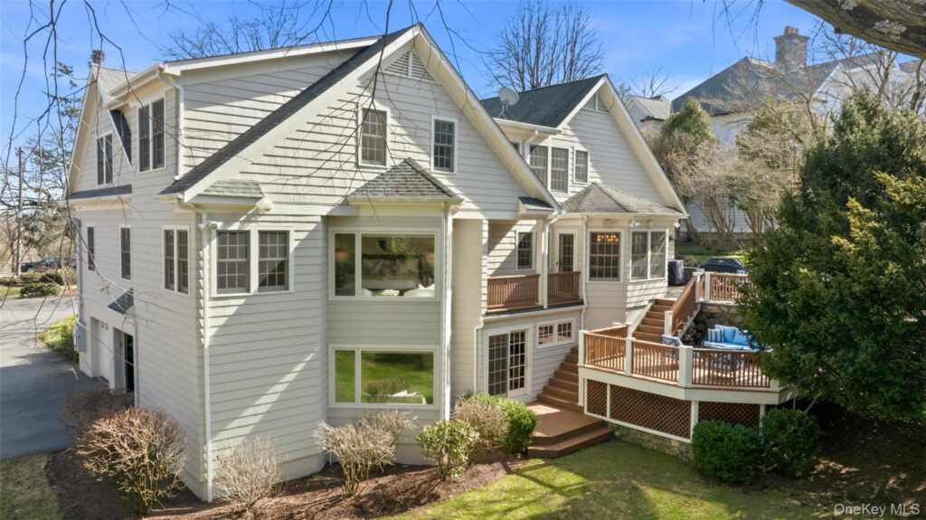 365 Grace Church Street, Rye, NY 10580 - Photo 36 of 44