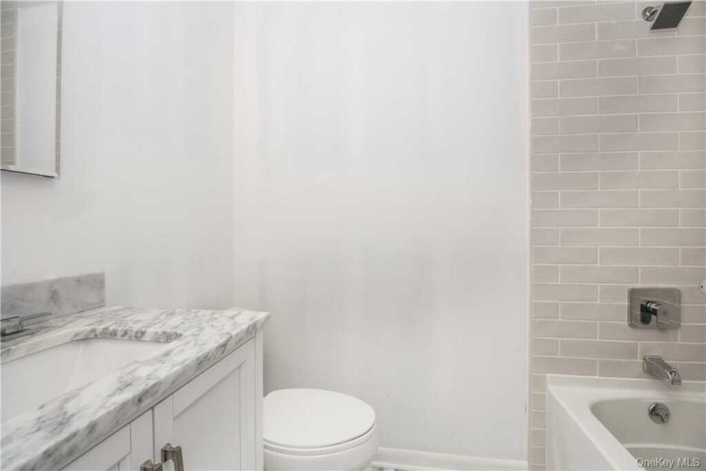 205 Soundview Avenue, White Plains, NY 10606 - Photo 19 of 23