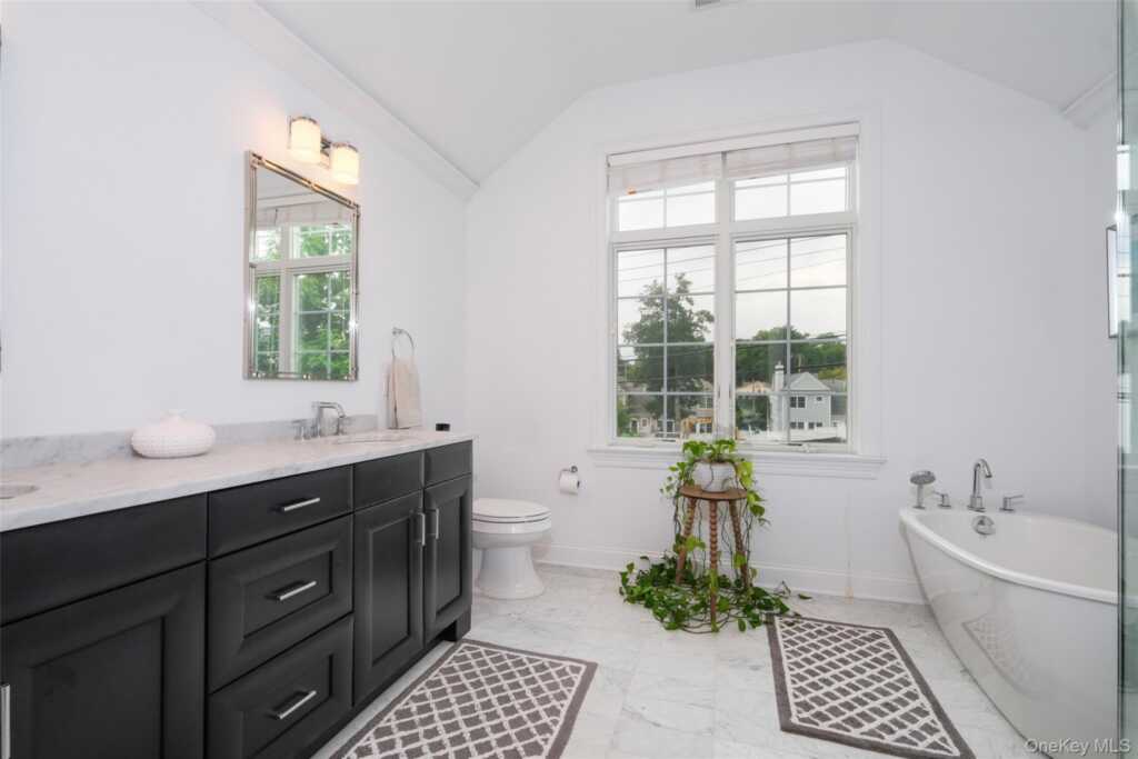 23 Cedar Place, Rye, NY 10580 - Photo 12 of 24